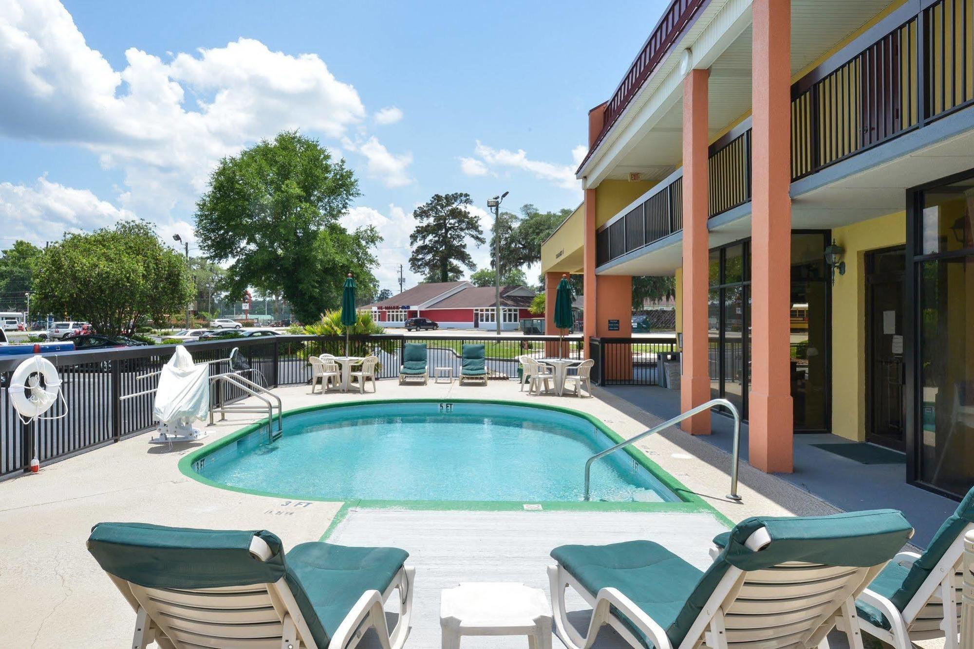 Suburban Studios Hinesville - Fort Stewart Area Esterno foto