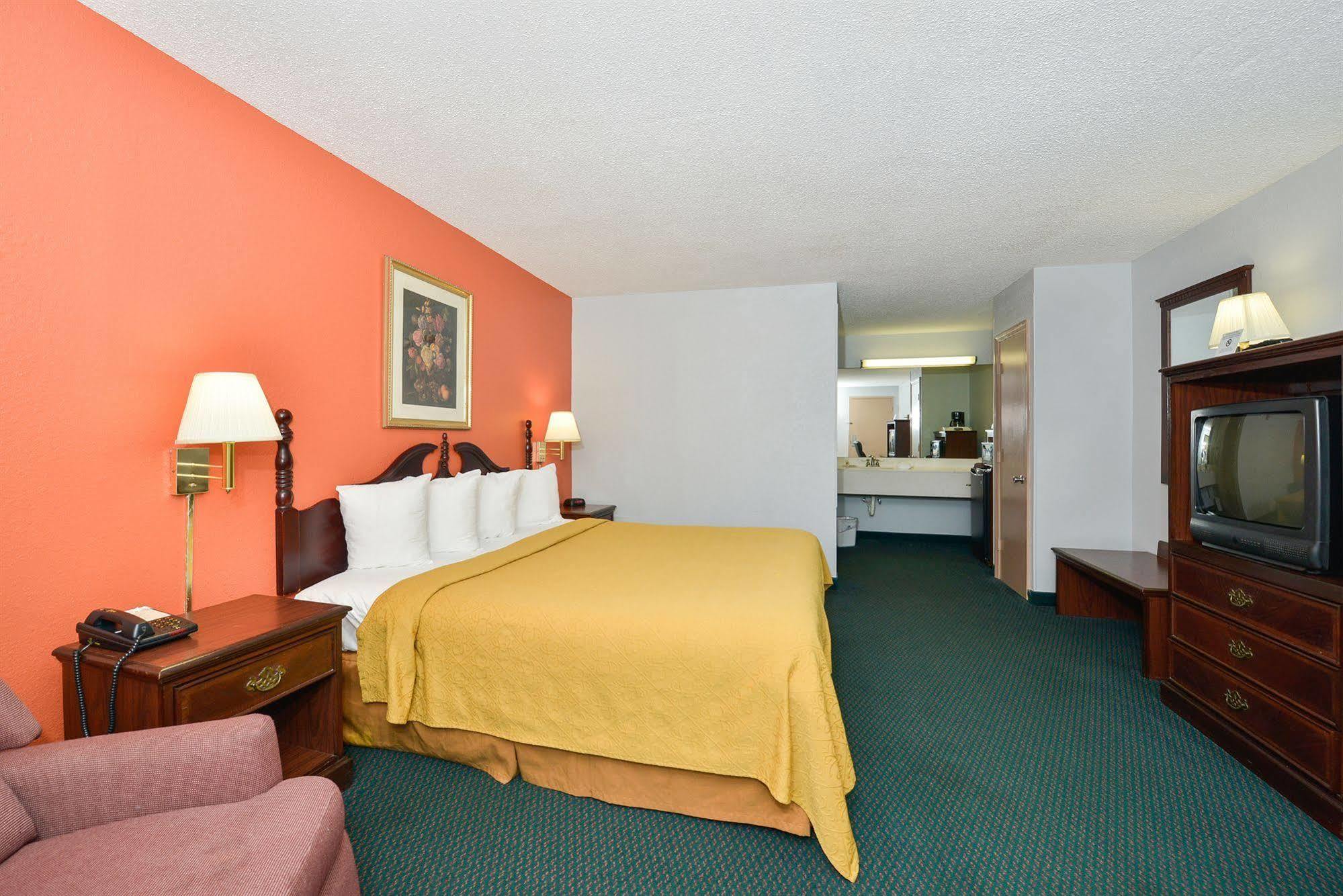 Suburban Studios Hinesville - Fort Stewart Area Esterno foto